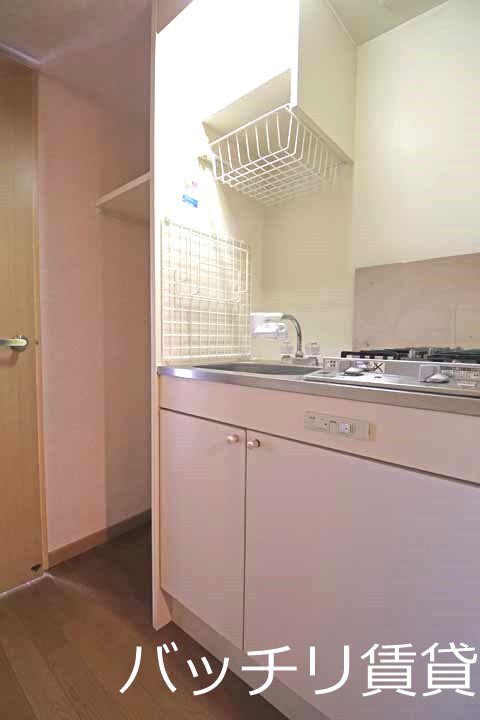 キッチン　同型タイプの為、現状を優先いたします