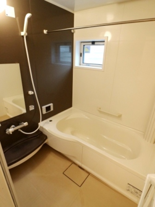 バス・シャワールーム　お風呂で日々の疲れを落としましょう