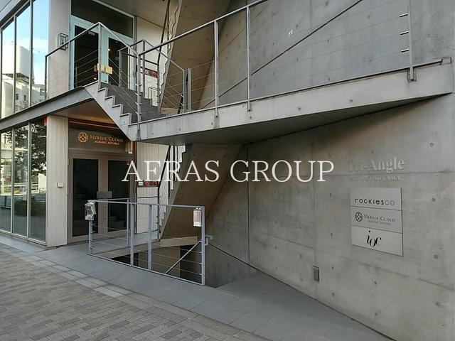 ホームセンター　Minotti Tri-Angle（ホームセンター）まで482m