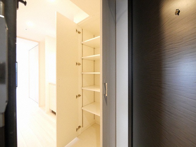 収納　十分な収納スペースがあります