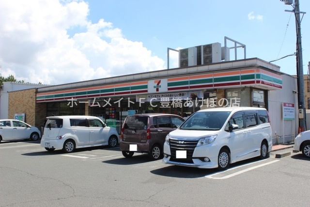 コンビニ　セブンイレブン豊橋高師町店（コンビニ）まで578m