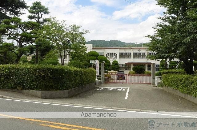 小学校　北吉井小学校（小学校）まで509m