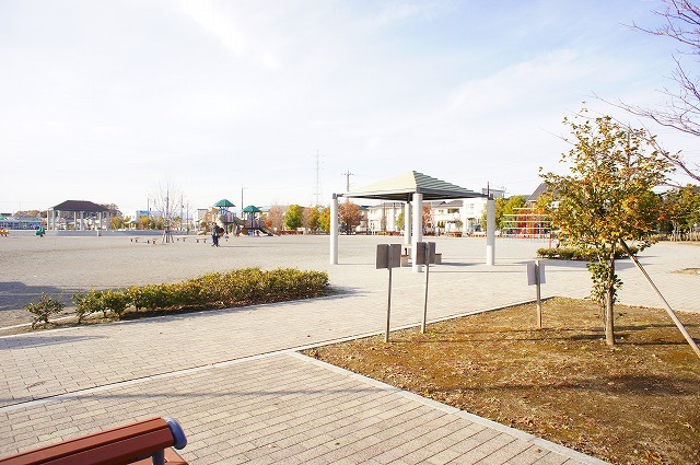 公園　インターパーク中央公園（公園）まで690m