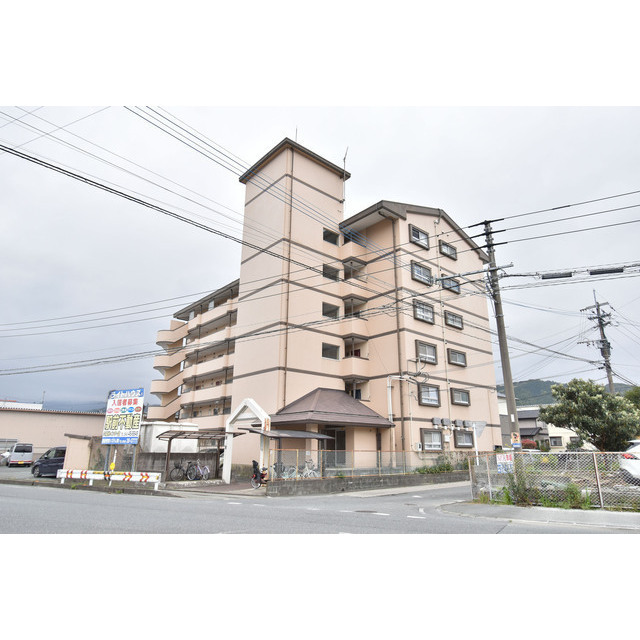 建物外観　落ち着いた雰囲気の外観です