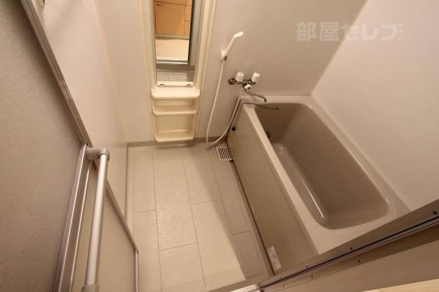 バス・シャワールーム　追炊き機能付きバス