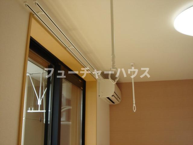 その他設備　室内物干し