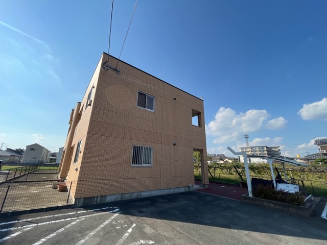 その他共有部分　駐輪場に自転車も停められます♪