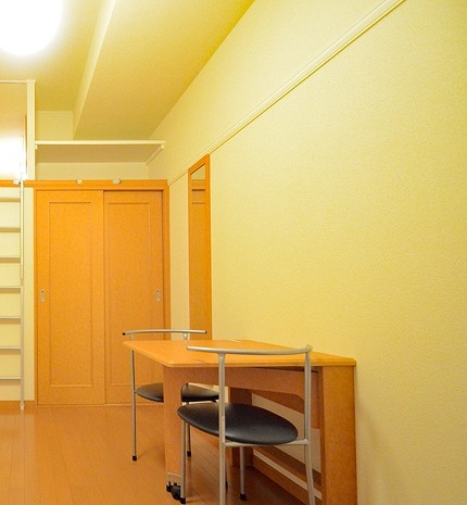 収納　同物件別号室のものです。