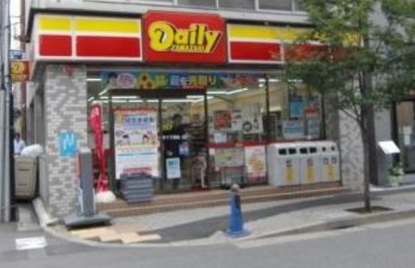 コンビニ　デイリーヤマザキ 日本橋室町1丁目店（コンビニ）まで282m