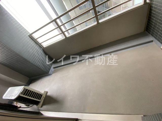 バルコニー　広々としたバルコニーです