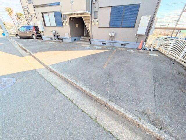 駐車場　空き状況要確認