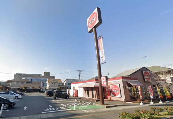 飲食店　ガスト新倉敷店（から好し取扱店）（飲食店）まで443m