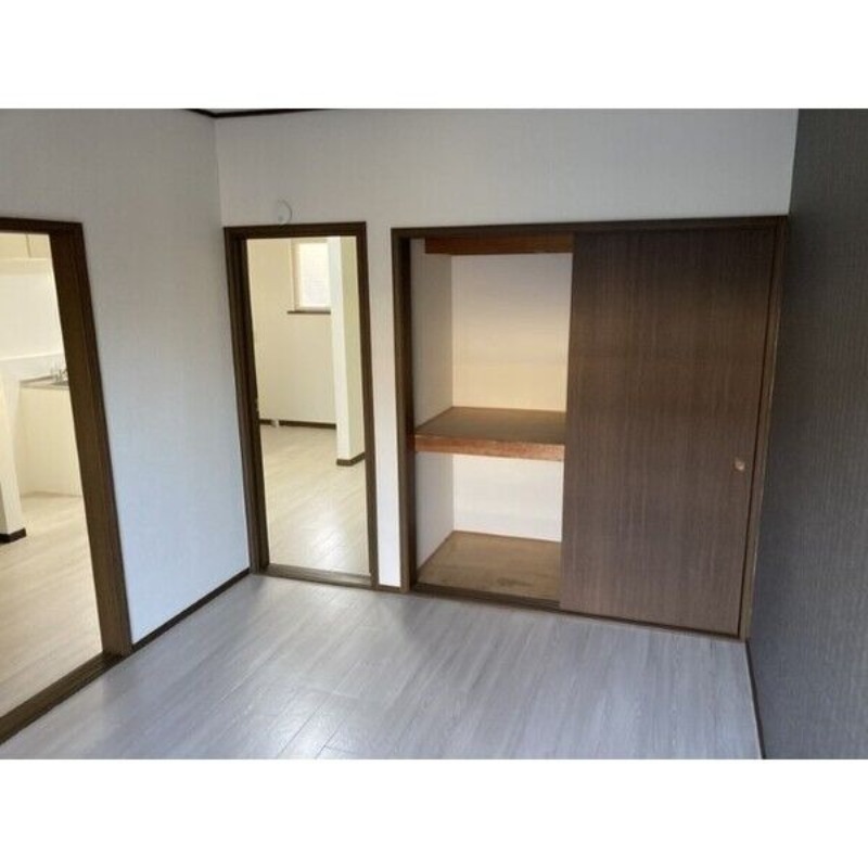 収納　図面と現状に相違がある場合には現状を優先