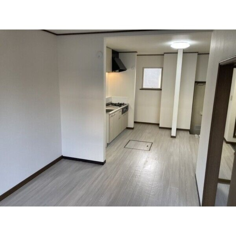 居室・リビング　図面と現状に相違がある場合には現状を優先