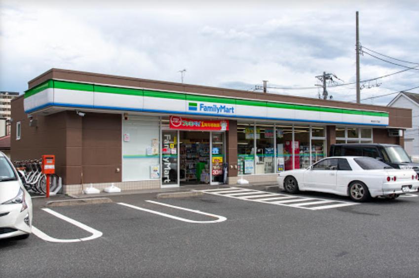 コンビニ　ファミリーマート 和光白子三丁目店（コンビニ）まで612m