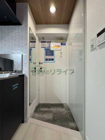 玄関　参考写真　別のお部屋のお写真です