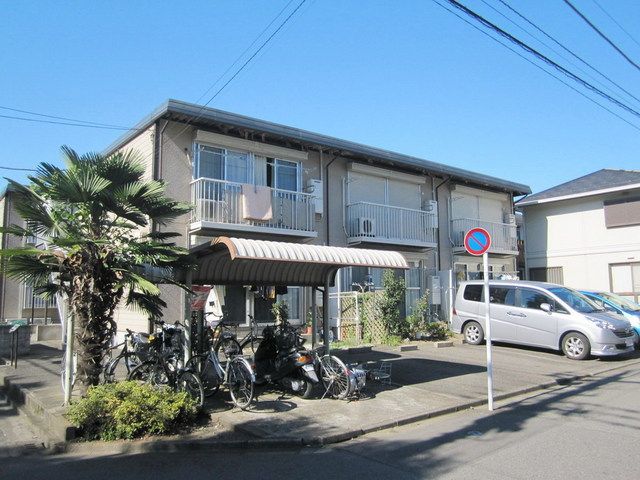 建物外観　♪日の差し込むお部屋♪