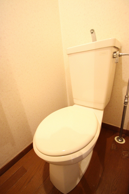 トイレ　別室の参考写真です。※現況優先