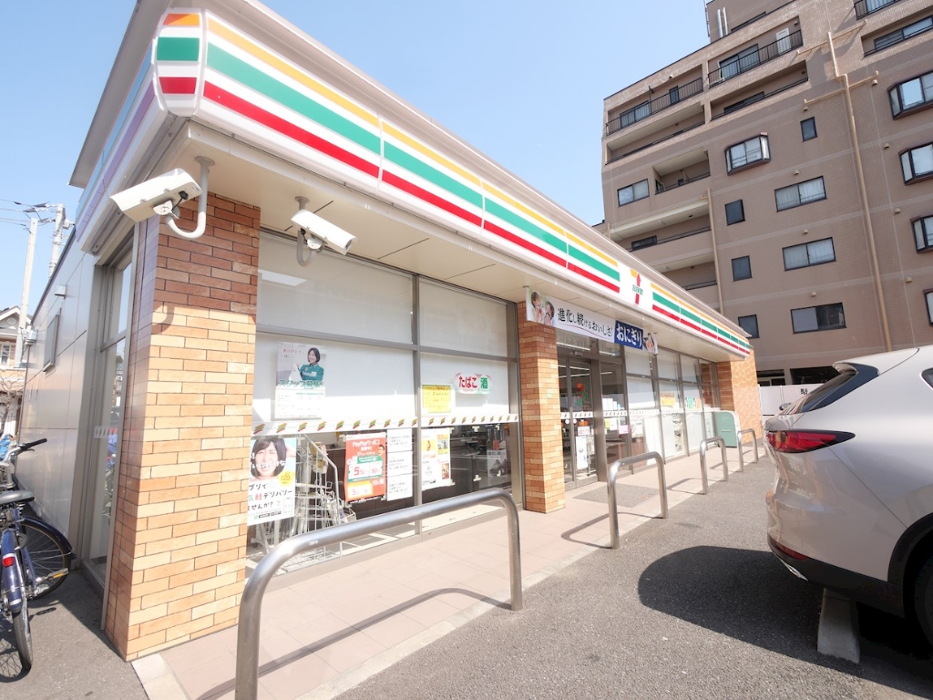 コンビニ　セブンイレブン 練馬中村かしわ公園前店（コンビニ）まで96m