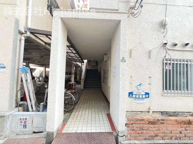 エントランス　シンプルで使いやすい玄関です