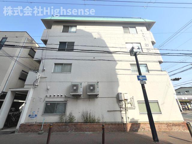 建物外観　外観は落ち着いています