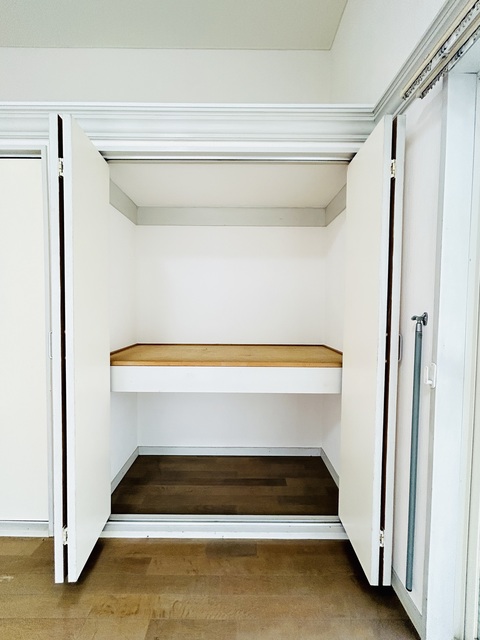 収納　広めの間口で工夫して収納できますね☆