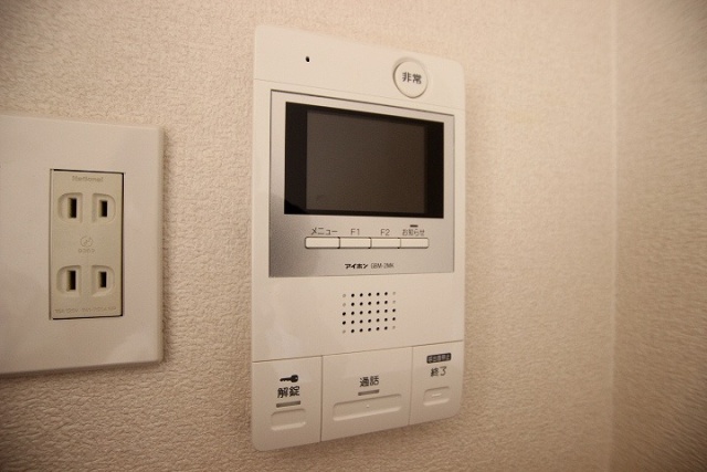 セキュリティ　写真は別号室のものです。