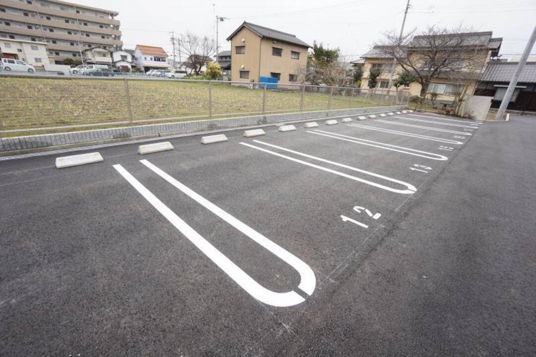その他共有部分　駐車場