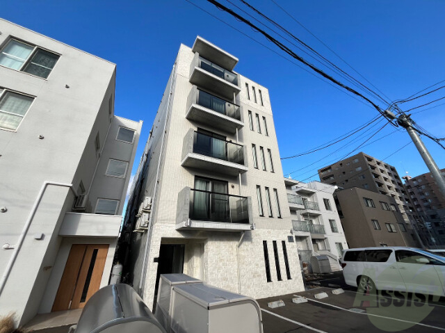 建物外観　南１５条西「ｉｎｆｉｎｉｔｅＨＯＲＯＨＩＲＡＢＡＳＨＩ」