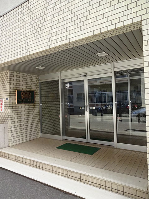 エントランス　マンション入口