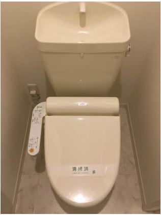 トイレ　温水洗浄便座♪