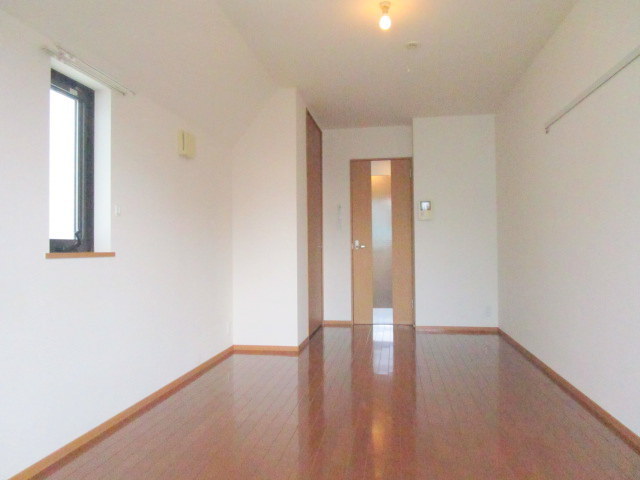その他部屋・スペース　洋室8.3帖