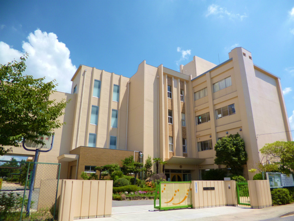 小学校　伊丹市立瑞穂小学校（小学校）まで360m