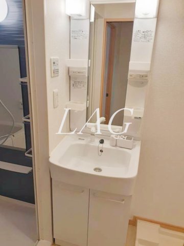 洗面設備　洗面台です。