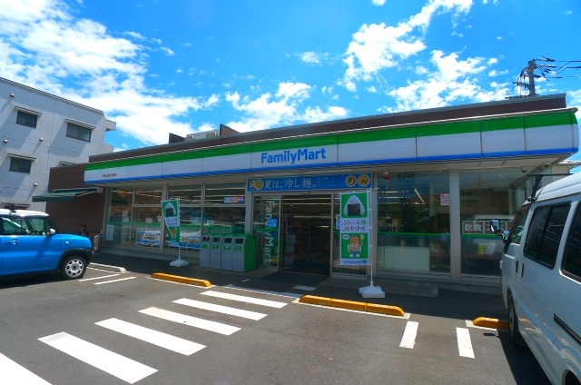 コンビニ　ファミリーマート東村山富士見町店（コンビニ）まで294m