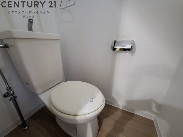 トイレ　シンプルで掃除のしやすいトイレです！