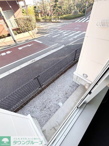バルコニー　庭
