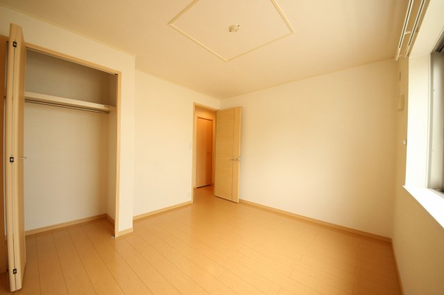 その他部屋・スペース　使い勝手のいい寝室です