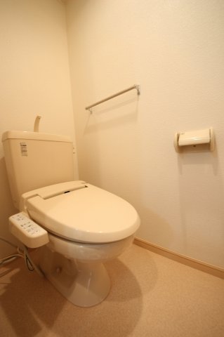 トイレ　コンパクトで使いやすいトイレです