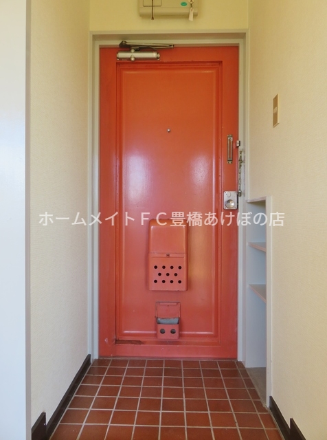 玄関　同型別部屋写真