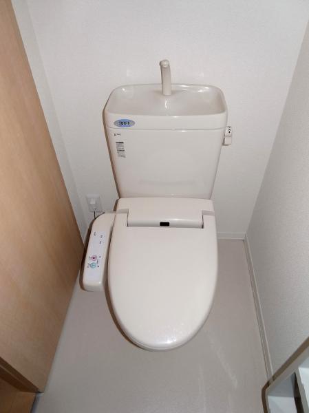 トイレ　トイレ