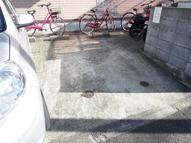 駐車場　★平置きの駐車場です★