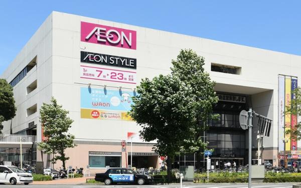 ショッピングセンター　イオンスタイル東神奈川（ショッピングセンター）まで598m
