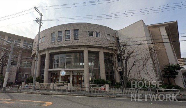 小学校　京都市立朱雀第一小学校（小学校）まで197m