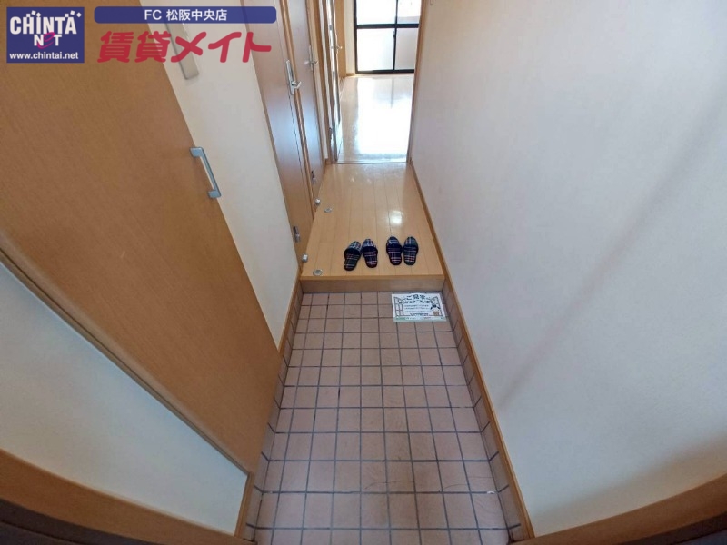 玄関　同型参考写真