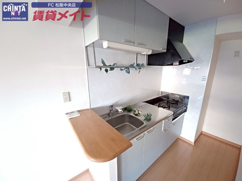 キッチン　同型参考写真