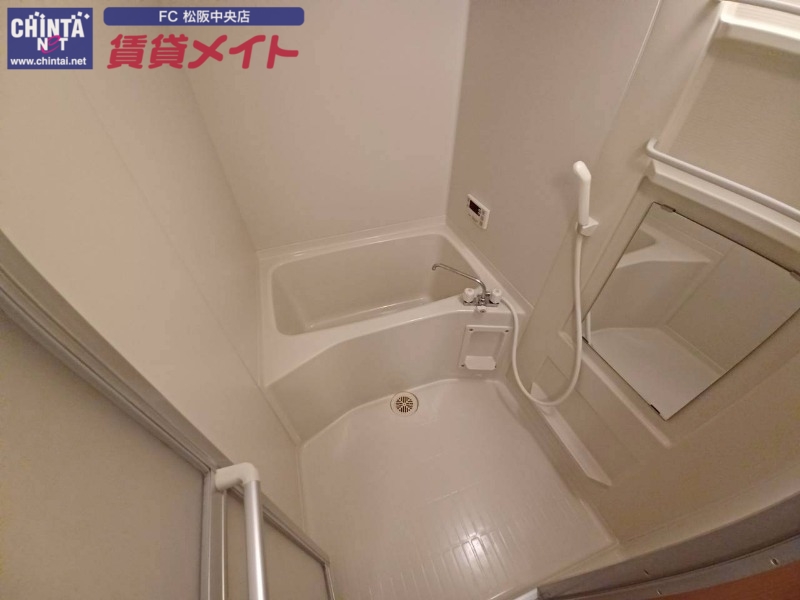 バス・シャワールーム　同型参考写真