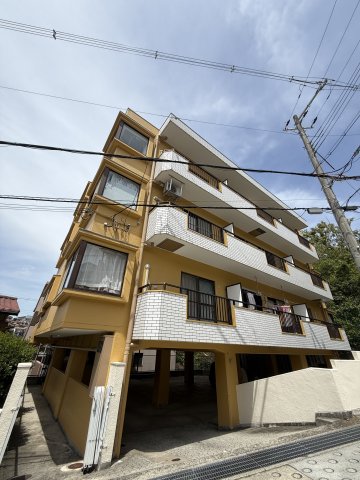 建物外観　メゾン南山