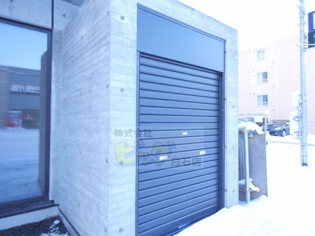 その他共有部分　マンション専用ゴミ捨て場付きです♪
