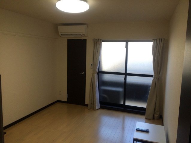 居室・リビング　７．９畳の居間